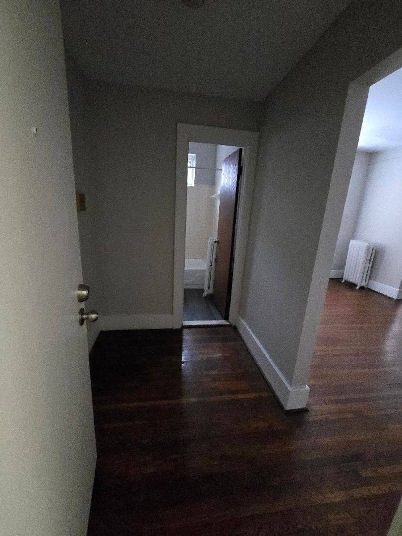 Apartment for rent at 656 Lothrop, Detroit, MI 48202