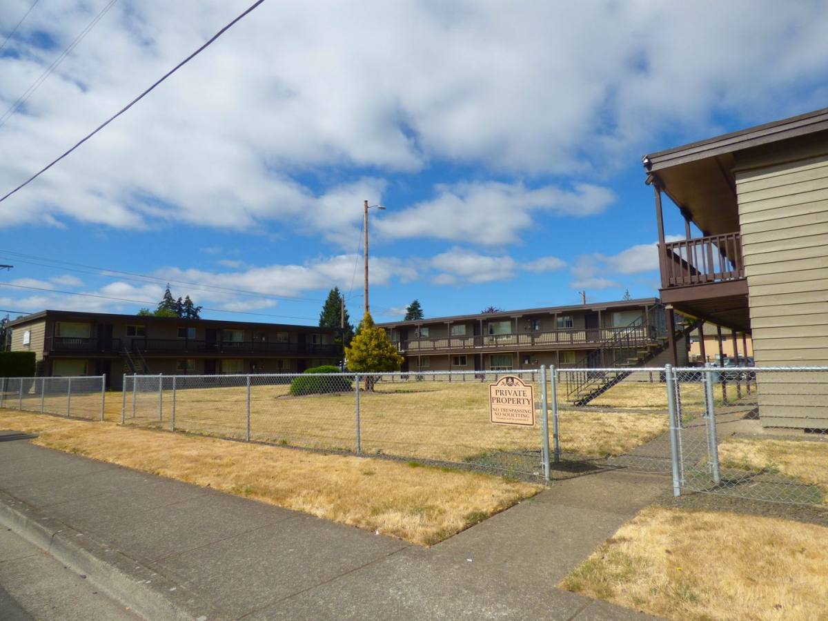 Apartment for rent at 1003-1085 Savage Rd NE, Salem, OR 97301
