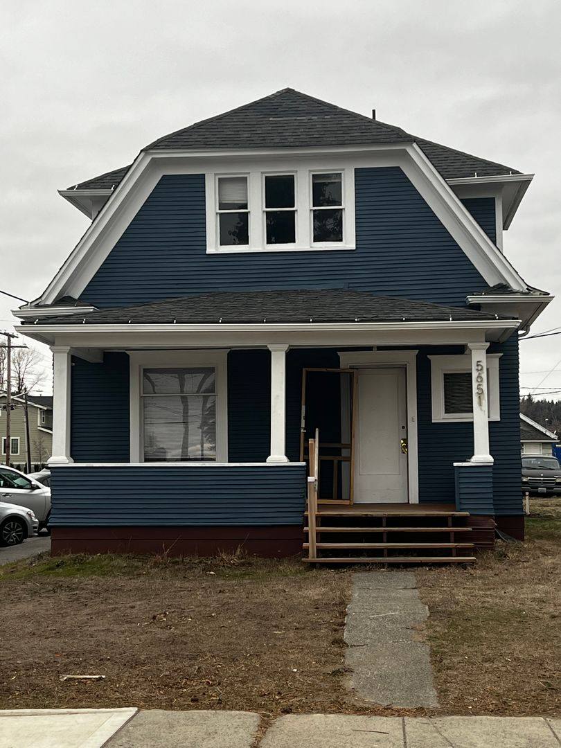 Apartment for rent at 5651 1st Ave, Ferndale, WA 98248