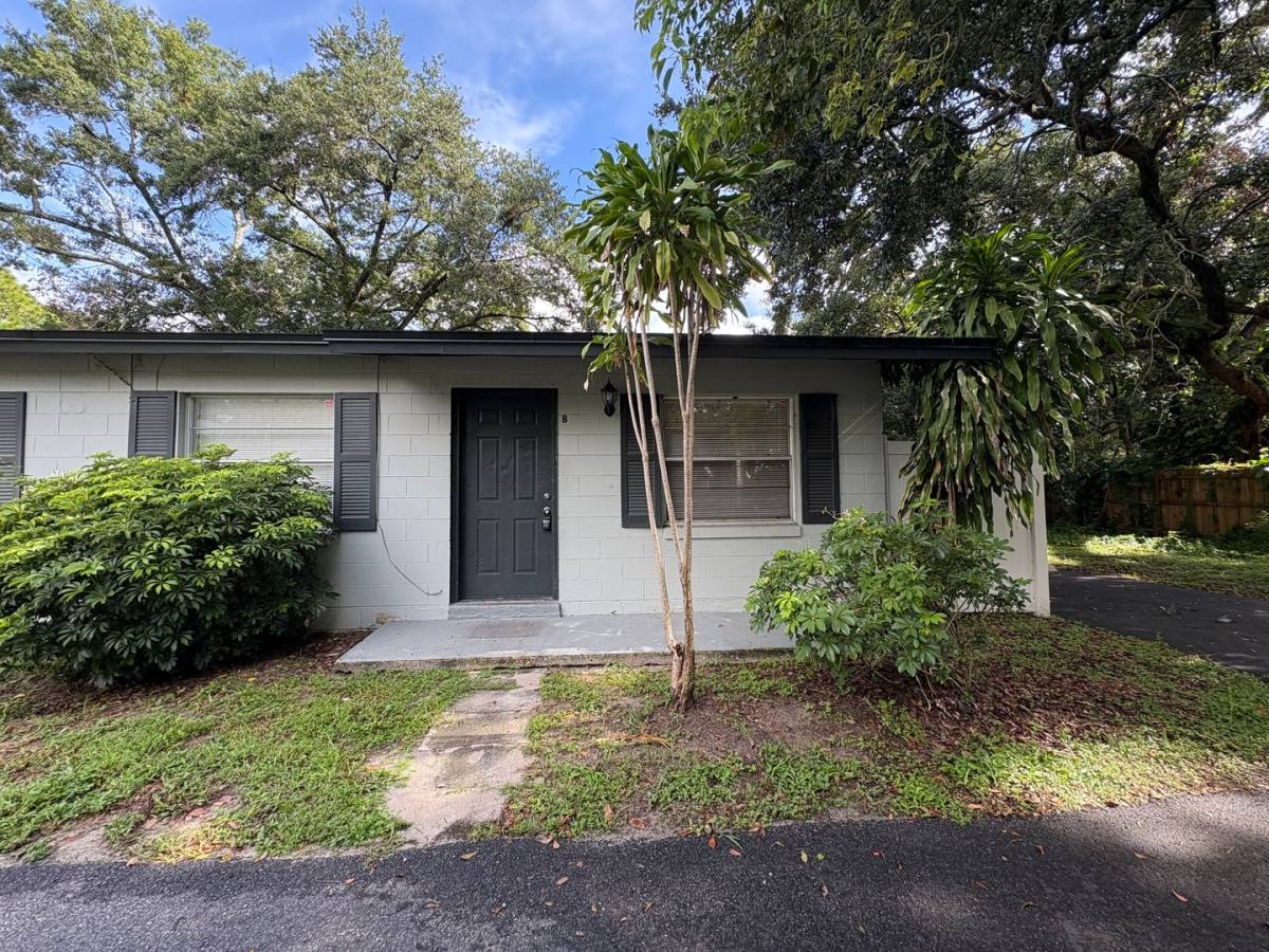 Apartment for rent at 2615 Mohawk Ave, Sanford, FL 32773