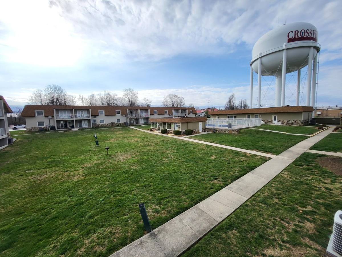 Apartment for rent at 245 Genesis Rd, Crossville, TN 38555