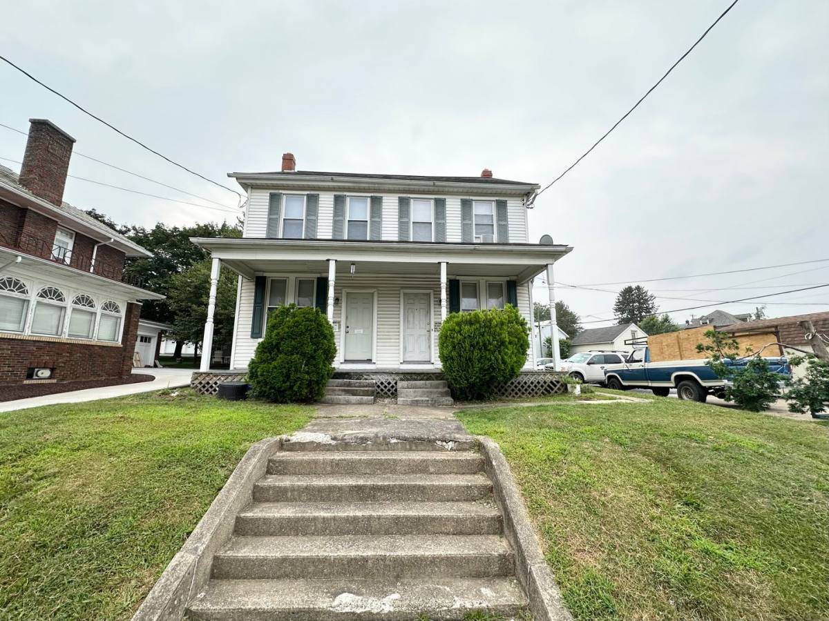 Apartment for rent at 36 & 38 E Orange St, Elizabethtown, PA 17022