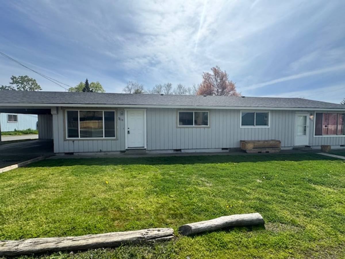 Apartment for rent at 1116 Stevens St, Medford, OR 97504