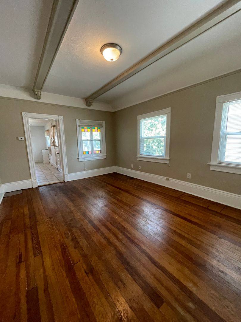 Apartment for rent at 613 Exchange, Emporia, KS 66801