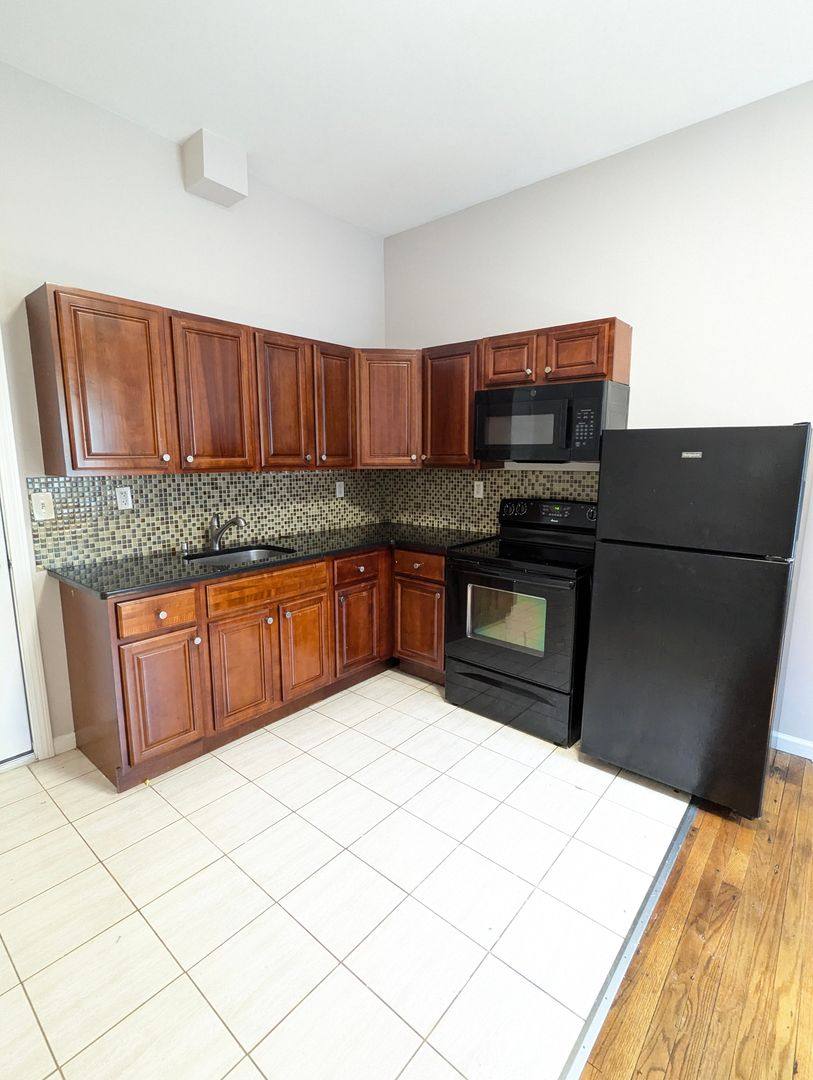 Apartment for rent at 2810 E Main St, Waterbury, CT 06705