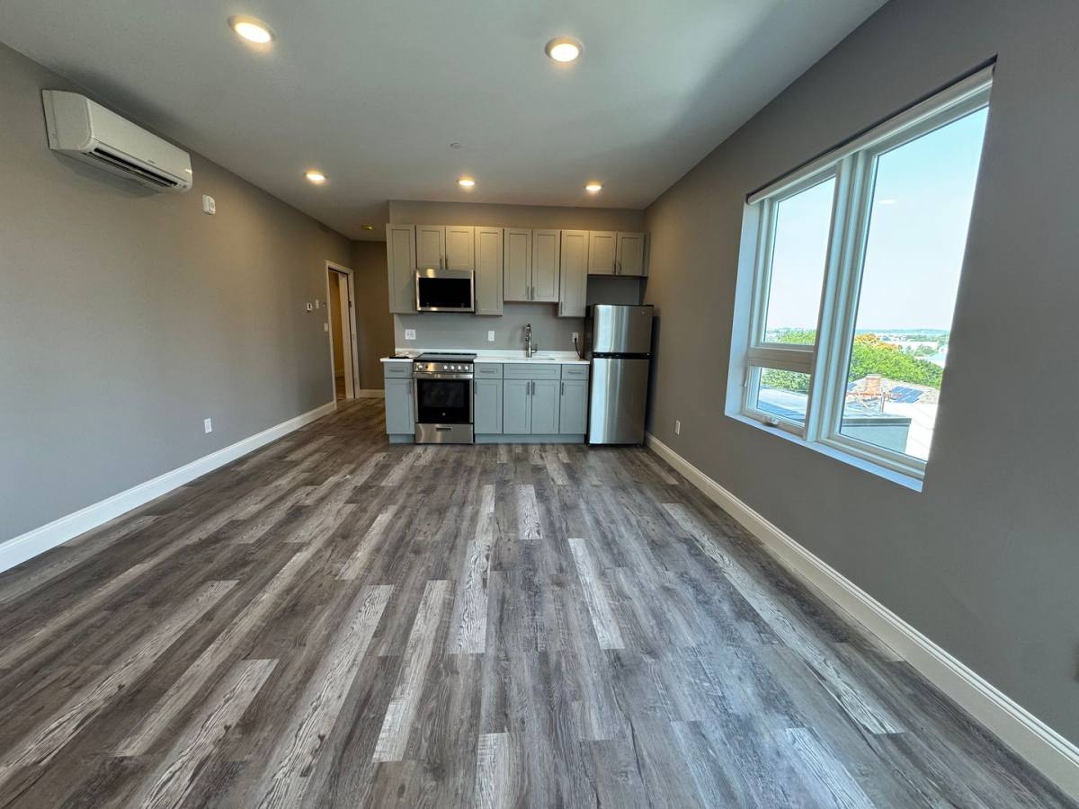 Apartment for rent at 650 Beach St, Revere, MA 02151