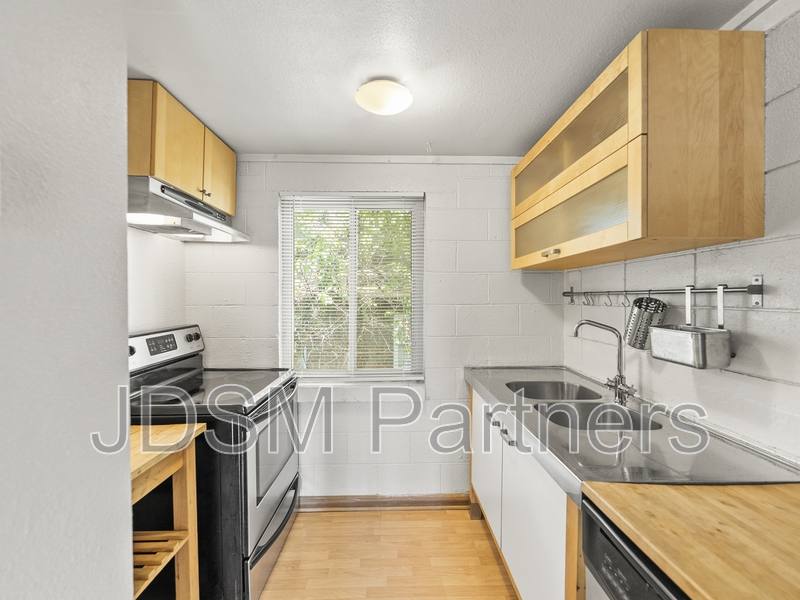 Apartment for rent at 2860 W 32nd Ave, Denver, CO 80211