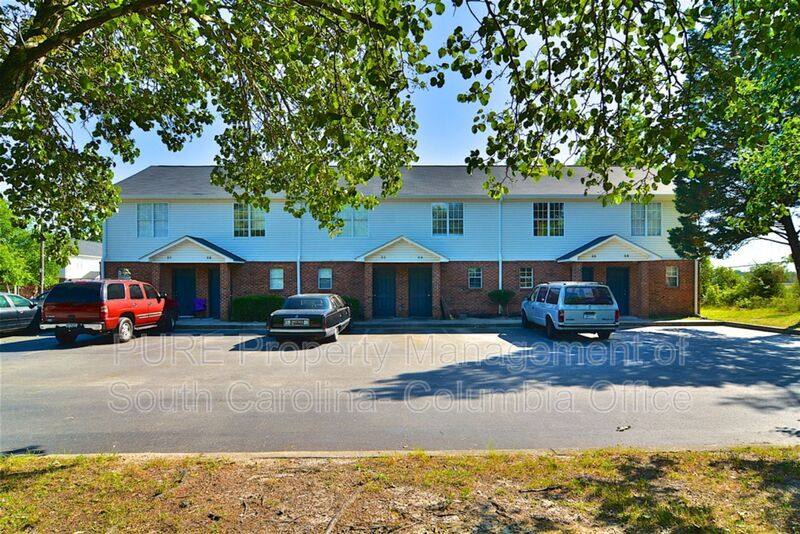 Townhouse for rent at 3800 Plowden Rd, Columbia, SC 29205