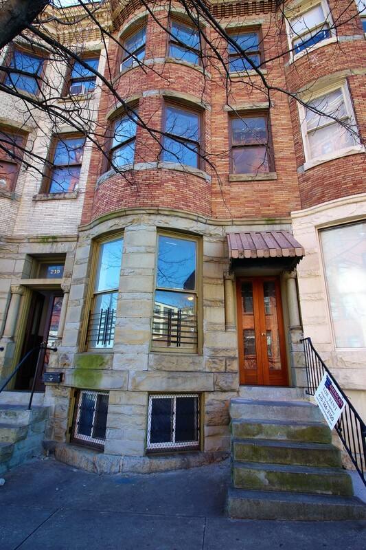 Apartment for rent at 217-219 E Preston St #217, Baltimore, MD 21202