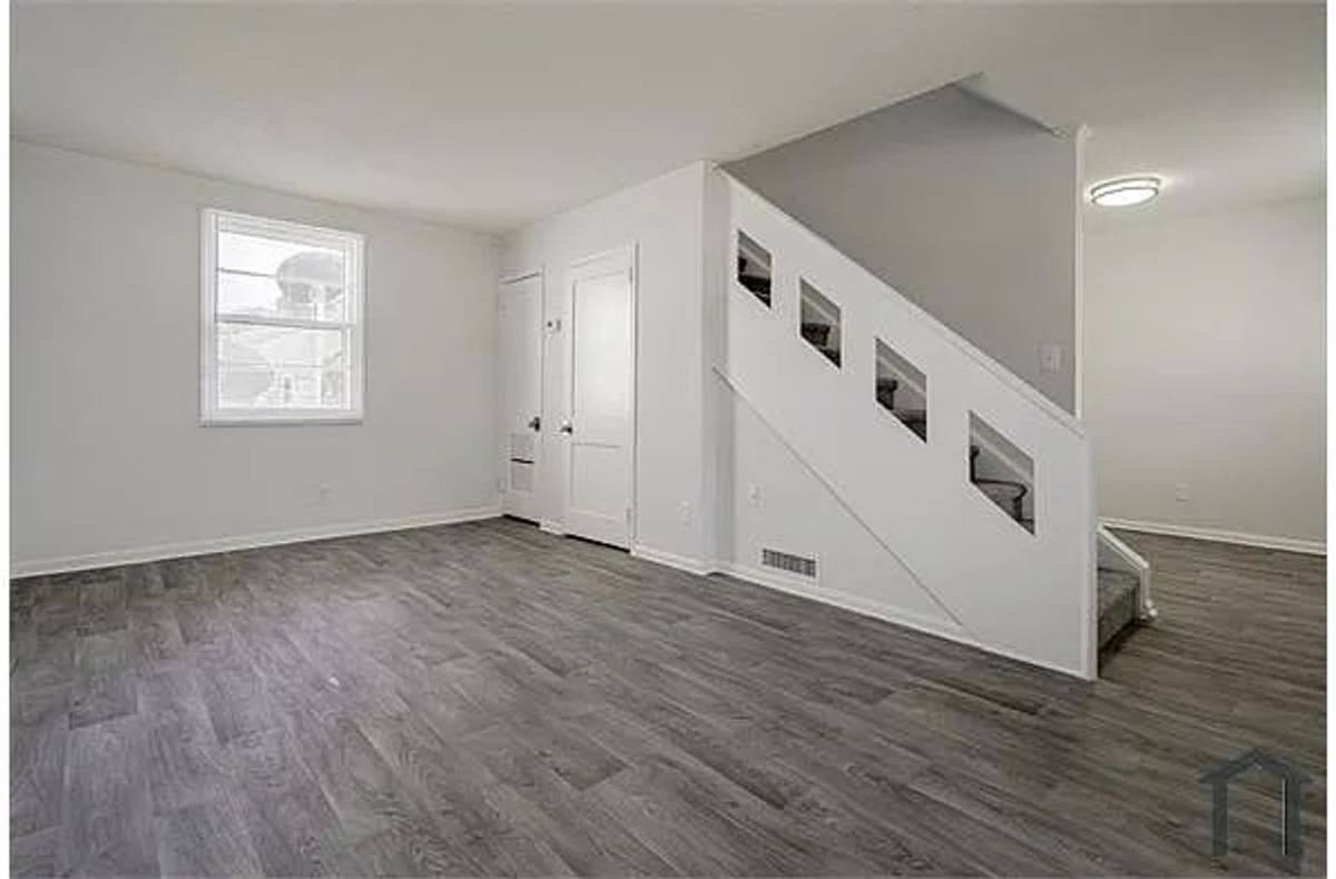 Townhouse for rent at 320 S Beltline Blvd, Columbia, SC 29205