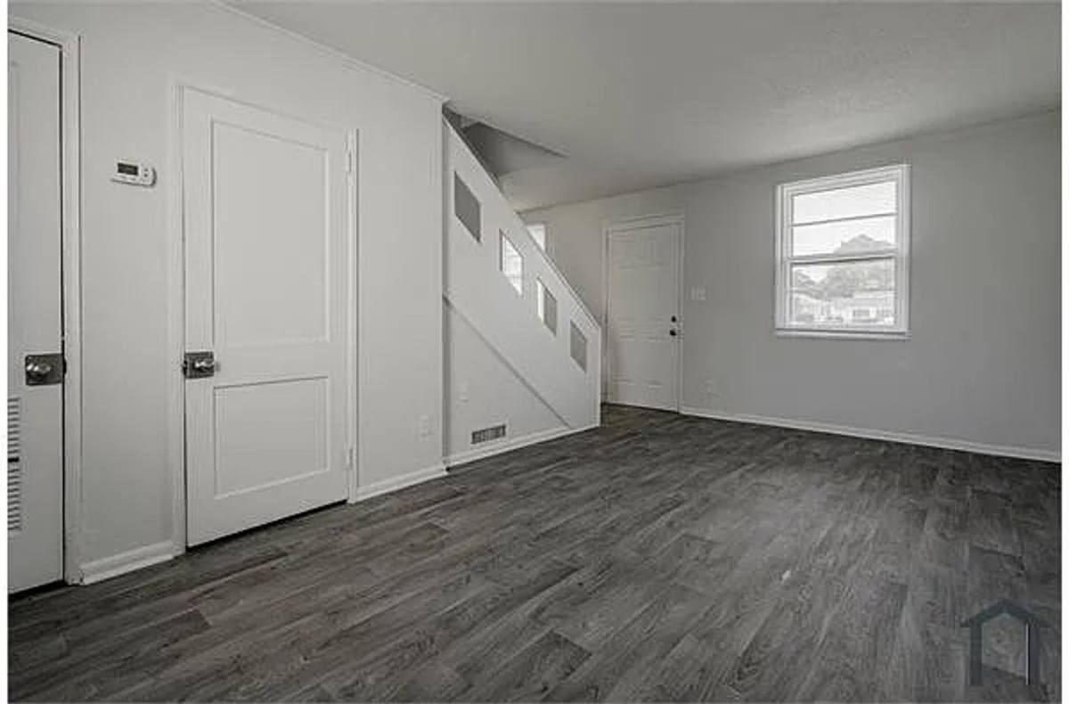 Townhouse for rent at 320 S Beltline Blvd, Columbia, SC 29205
