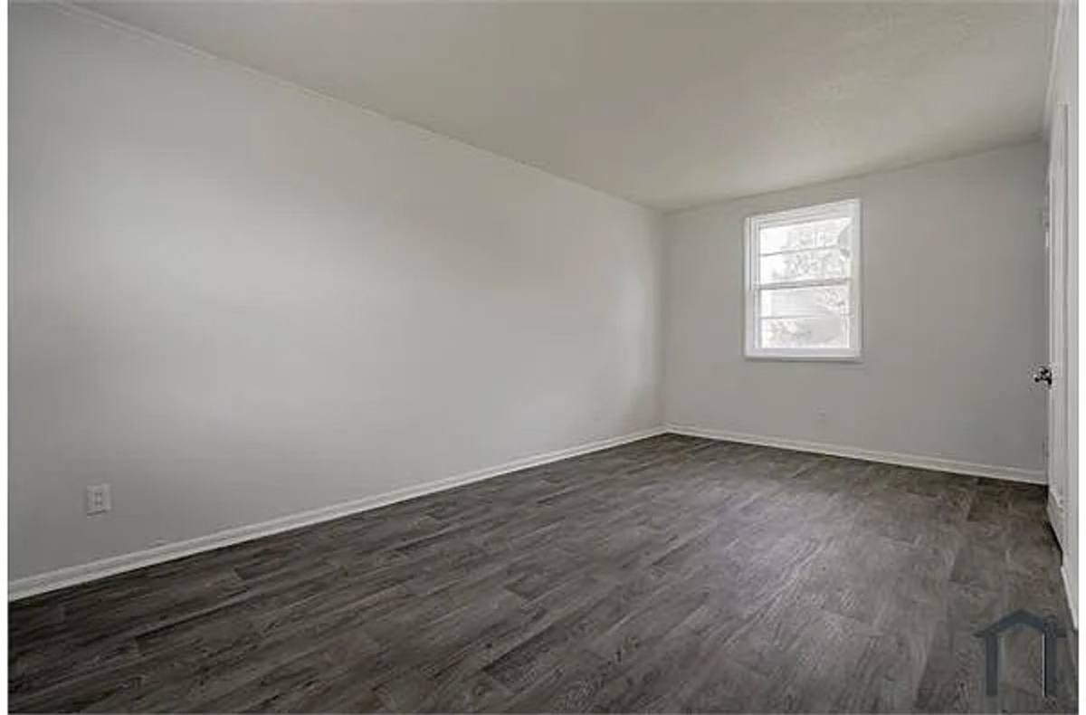 Townhouse for rent at 320 S Beltline Blvd, Columbia, SC 29205