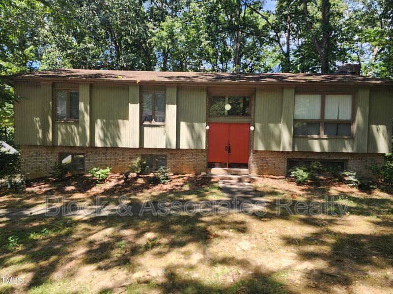 House for rent at 3304 Boulder Court, Raleigh, NC 27607