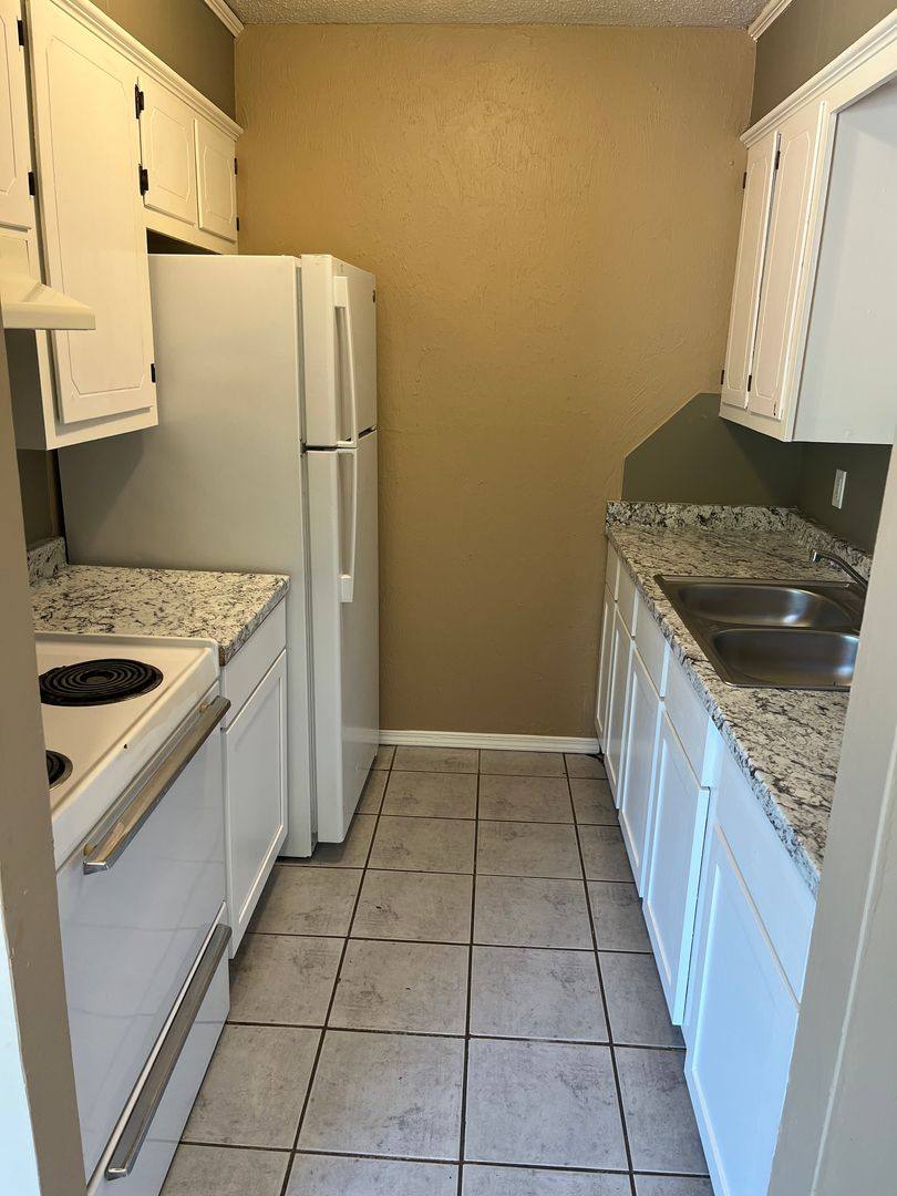 Apartment for rent at 425 Main St, Arkoma, OK 74901