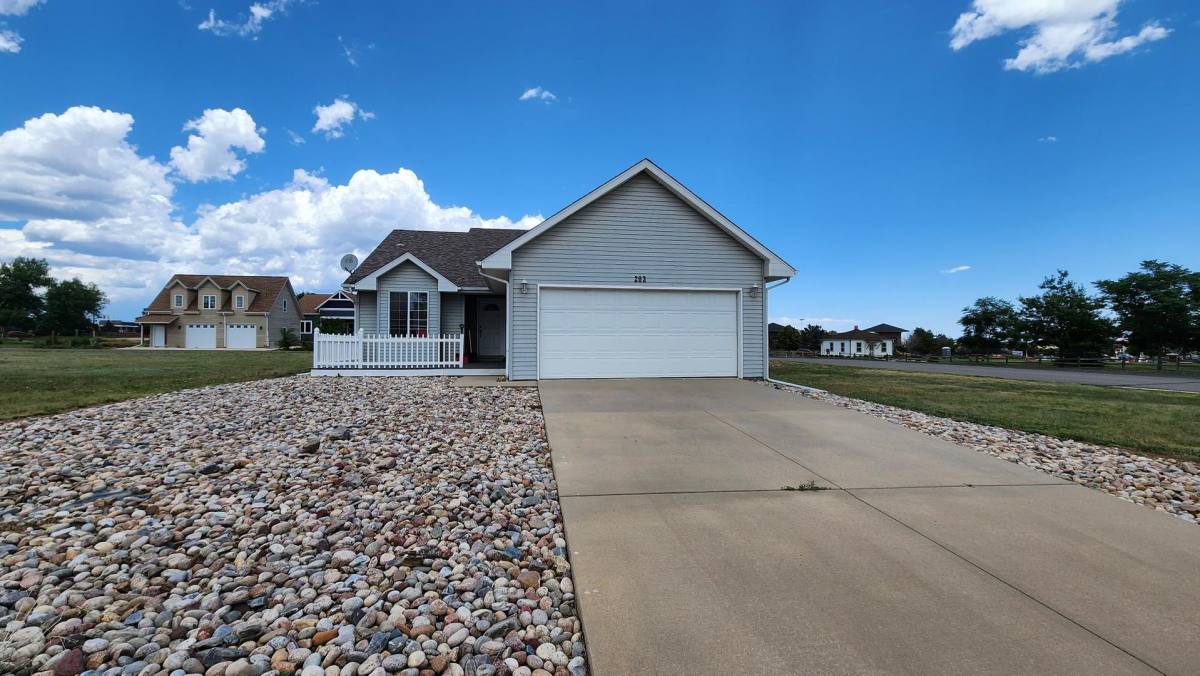 House for rent at 203 W Coal Creek Dr, Louisville, CO 80027