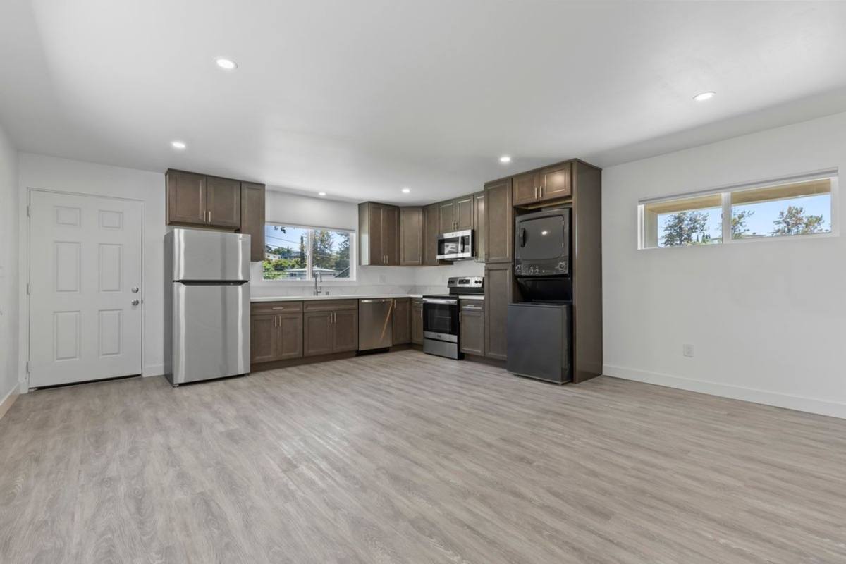 Apartment for rent at 6152 & 6154 Stanley Dr, La Mesa, CA 91942