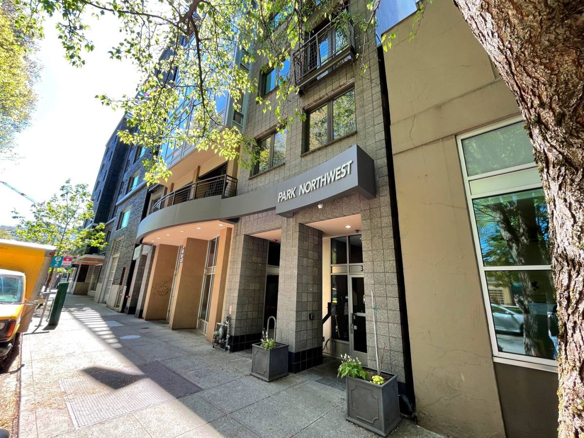 Condo for rent at 327 NW Park Ave, Portland, OR 97209