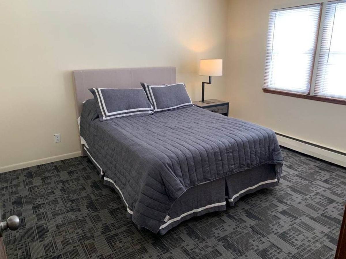 Apartment for rent at 2701-2715 SW 23rd St, Des Moines, IA 50321