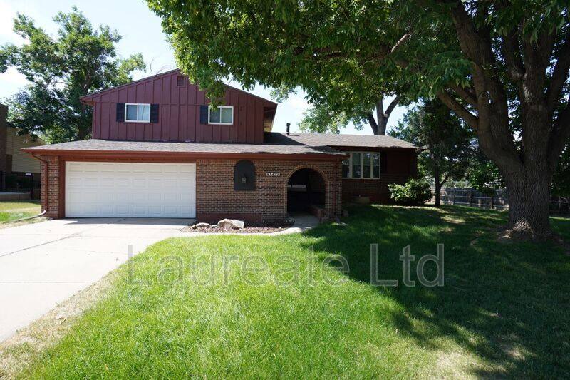 House for rent at 1472 W Geddes Ave, Littleton, CO 80120