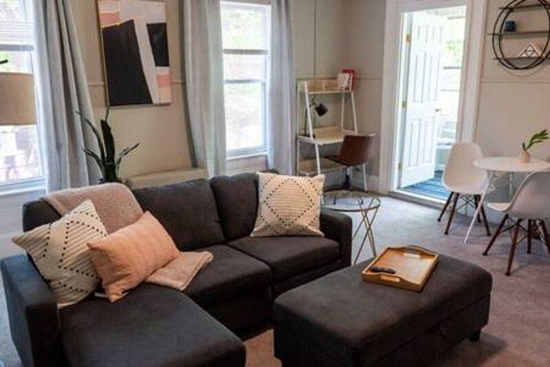 Apartment for rent at 18 Brook St #8, Manchester, NH 03104