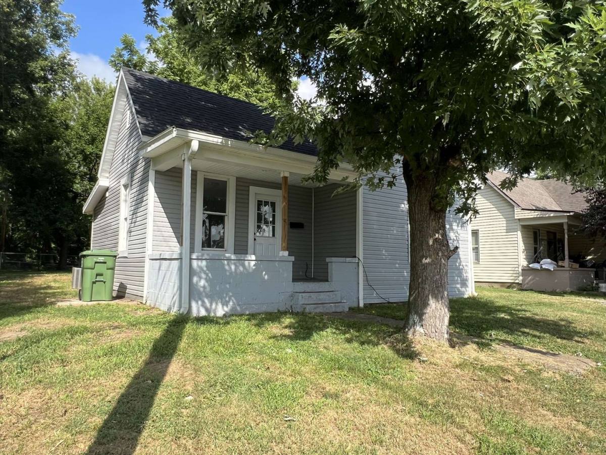 House for rent at 717 Gunther Ave, Owensboro, KY 42301