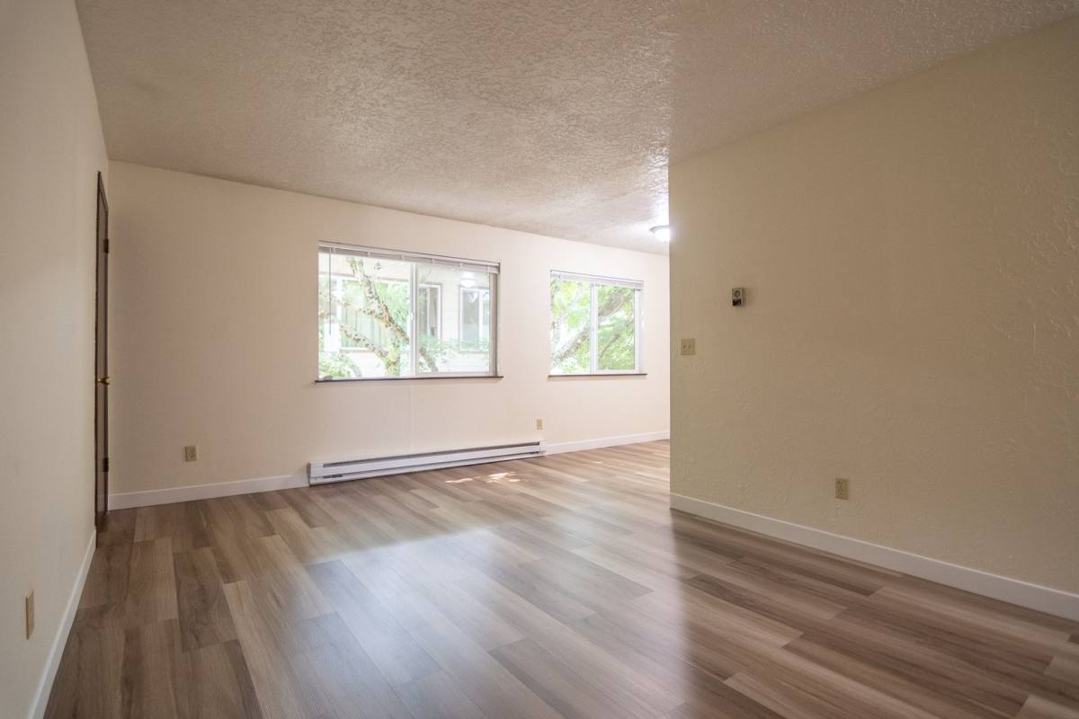 Apartment for rent at 2232 SE Pine, Portland, OR 97214