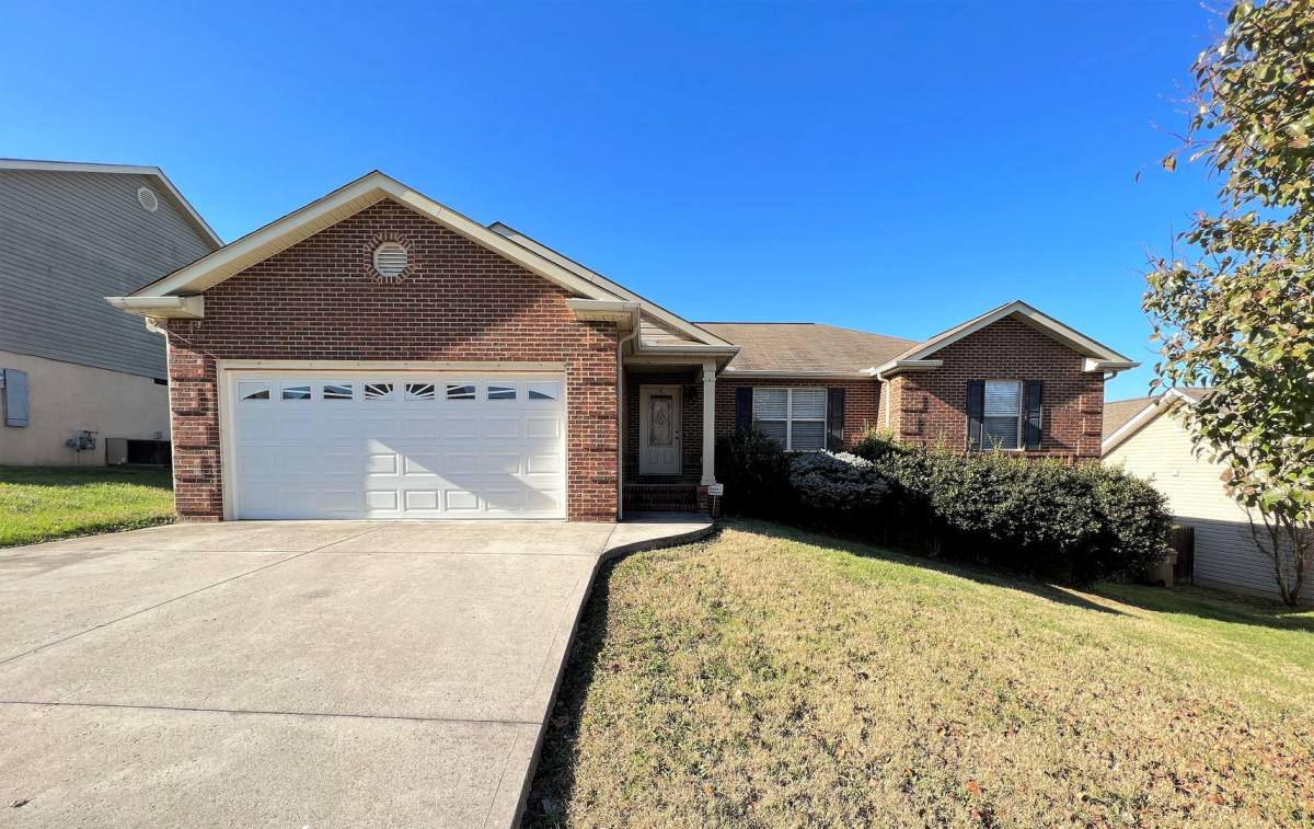 House for rent at 4127 Oakstone Lane, Knoxville, TN 37918