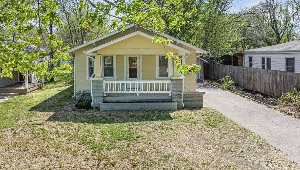 House for rent at 2142 S Waco, Wichita, KS 67213