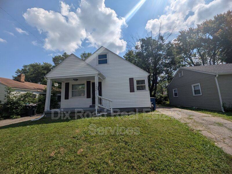 House for rent at 1950 Shaftesbury Rd, Dayton, OH 45406