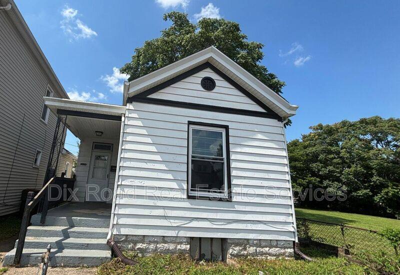 House for rent at 1116 Vine St, Hamilton, OH 45011