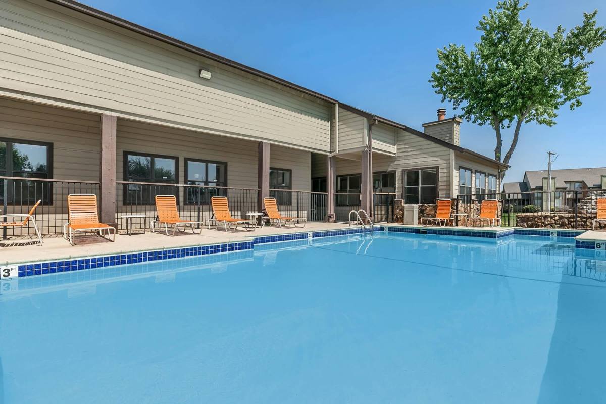 Apartment for rent at 2401 NW 122nd, Oklahoma City, OK 73120
