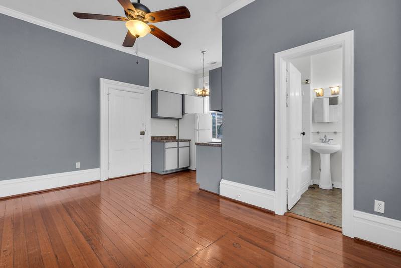 Apartment for rent at 112 E Harris St #404, Savannah, GA 31401