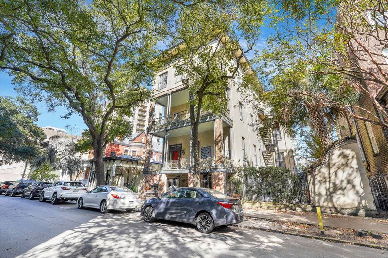Apartment for rent at 112 E Harris St #404, Savannah, GA 31401