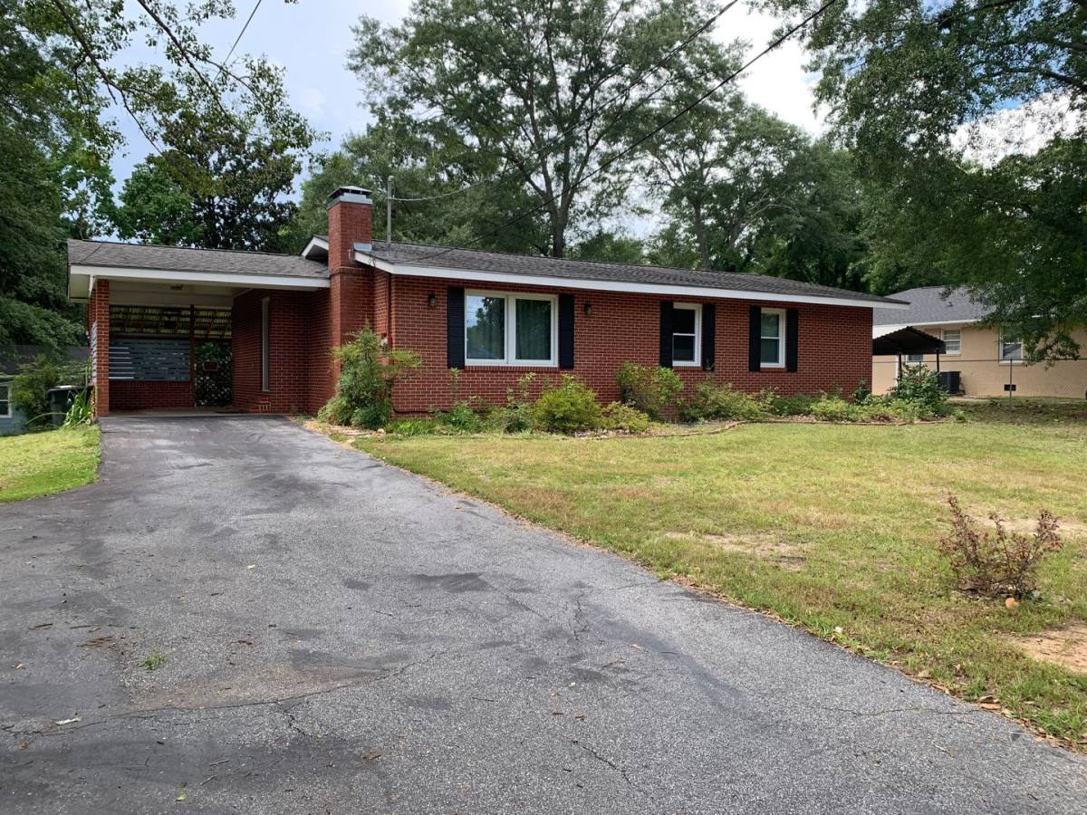 House for rent at 427 Camellia Dr, Auburn, AL 36830