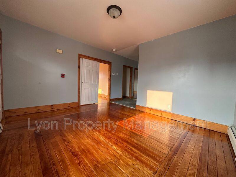 Apartment for rent at 103 Cote Ave #1F, Albion, RI 02802