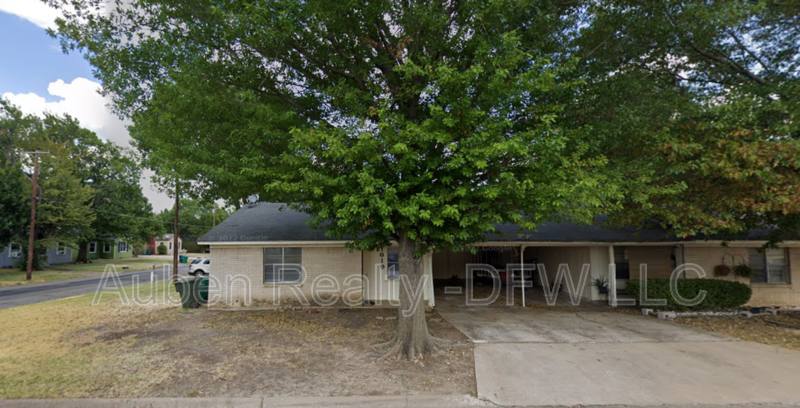 House for rent at 1619 N Alexander St, Sherman, TX 75092