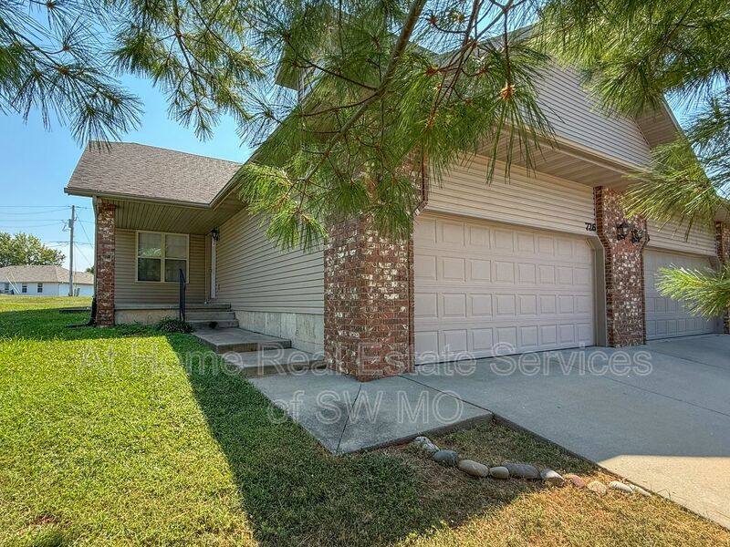 Apartment for rent at 726 Pinhook Dr, Nixa, MO 65714