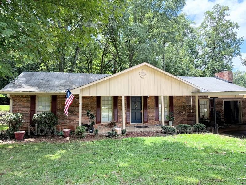 House for rent at 515 Blandenburg Rd, Carrollton, GA 30116
