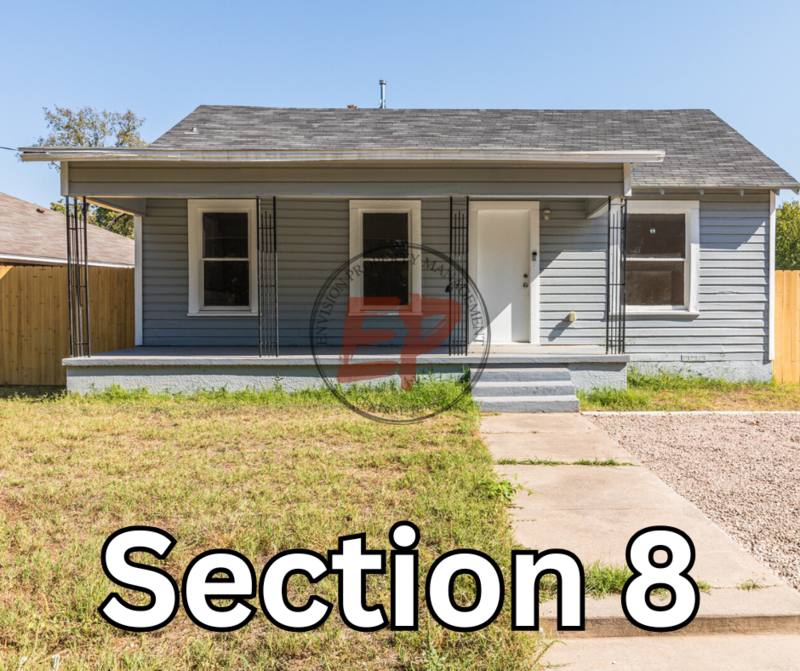 House for rent at 1001 Preston St #1, Waco, TX 76704