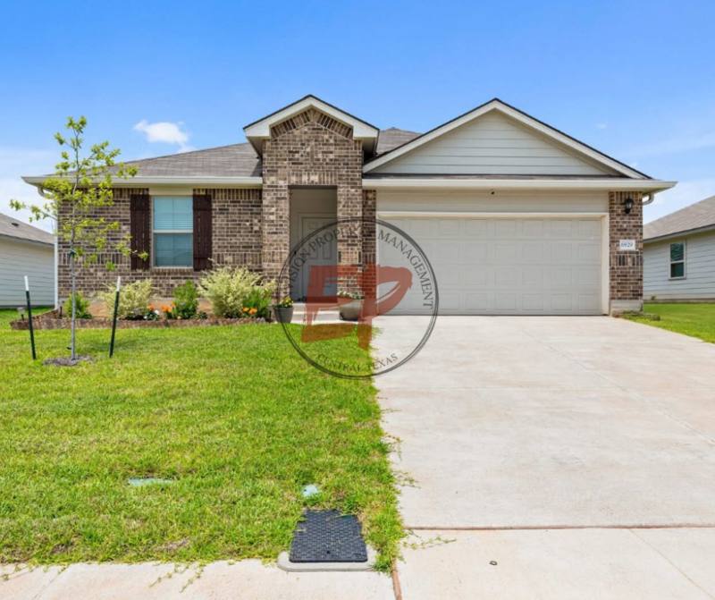 House for rent at 6929 Guadalupe Rd, China Spring, TX 76633