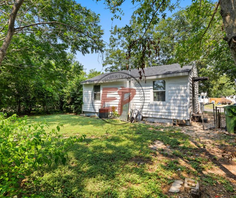 House for rent at 936 Martin Ave, Waco, TX 76706