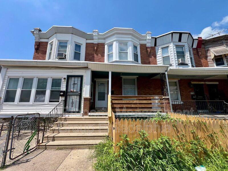 Townhouse for rent at 5748 N Beechwood St, Philadelphia, PA 19138