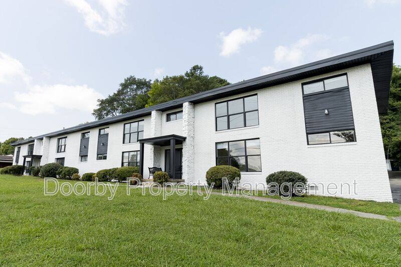 Apartment for rent at 513 Donaldson Rd #1, Chattanooga, TN 37411