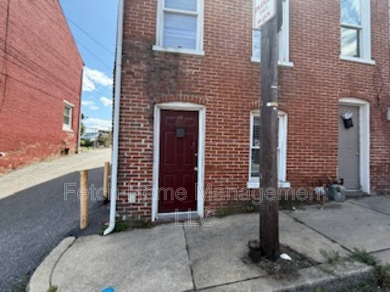 House for rent at 230 W Mifflin St, Lancaster, PA 17603