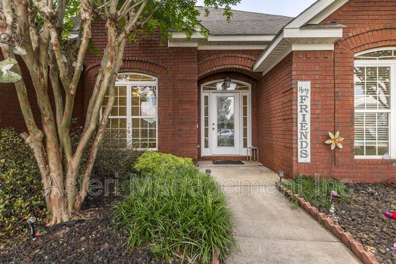House for rent at 522 Manchester Lane, Byron, GA 31008