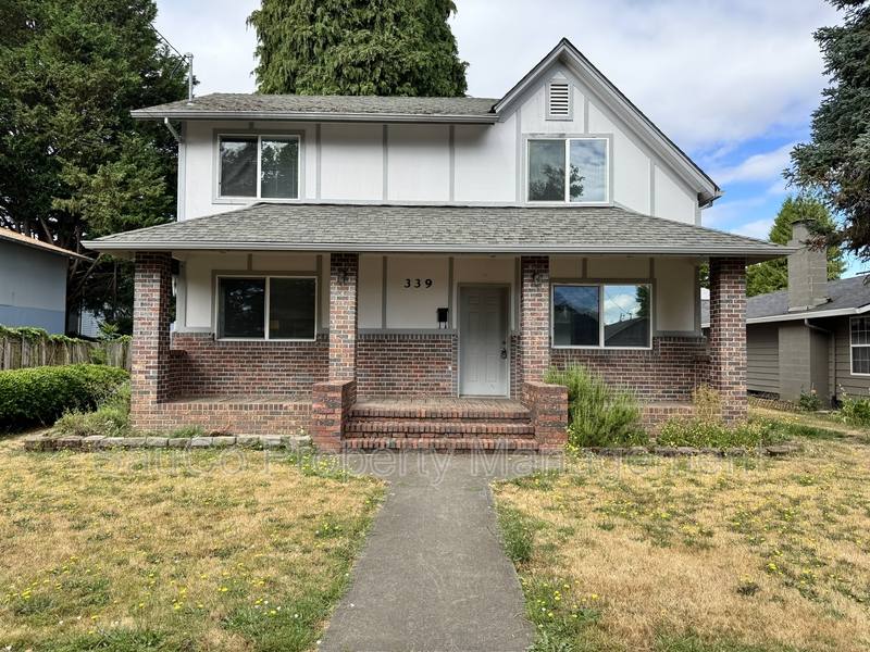 House for rent at 339 NE 4th Ave, Hillsboro, OR 97124