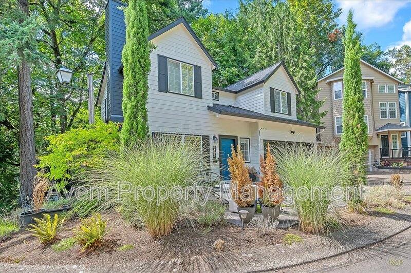 House for rent at 14412 Sherbrook Place, Lake Oswego, OR 97035