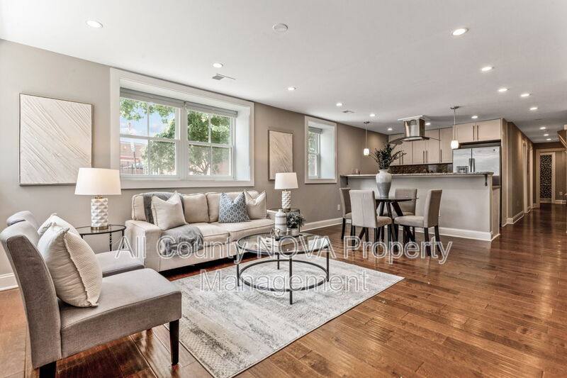 Apartment for rent at 400 21st St NE #1, Washington, DC 20002