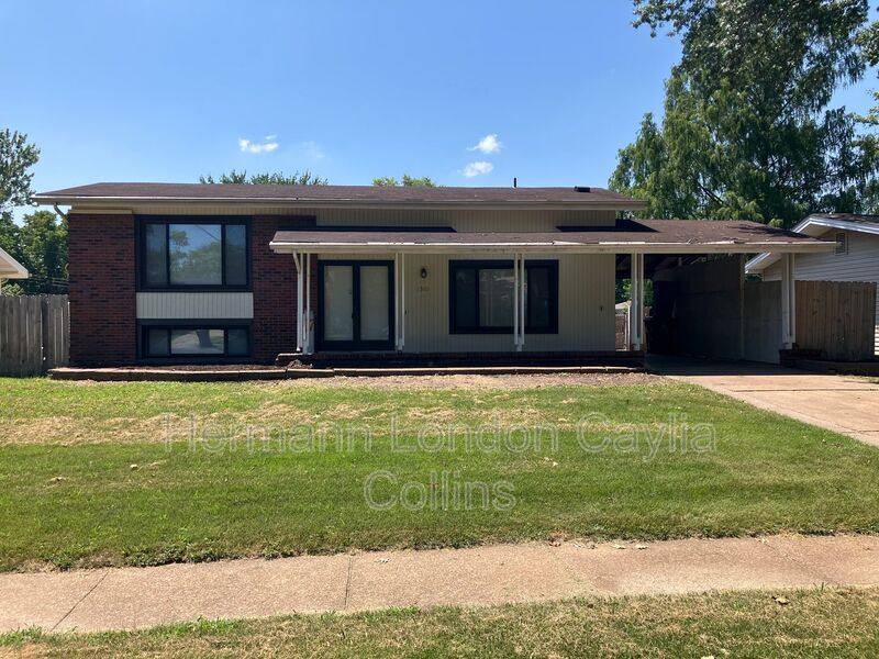 House for rent at 1310 Leisure Dr, Florissant, MO 63031
