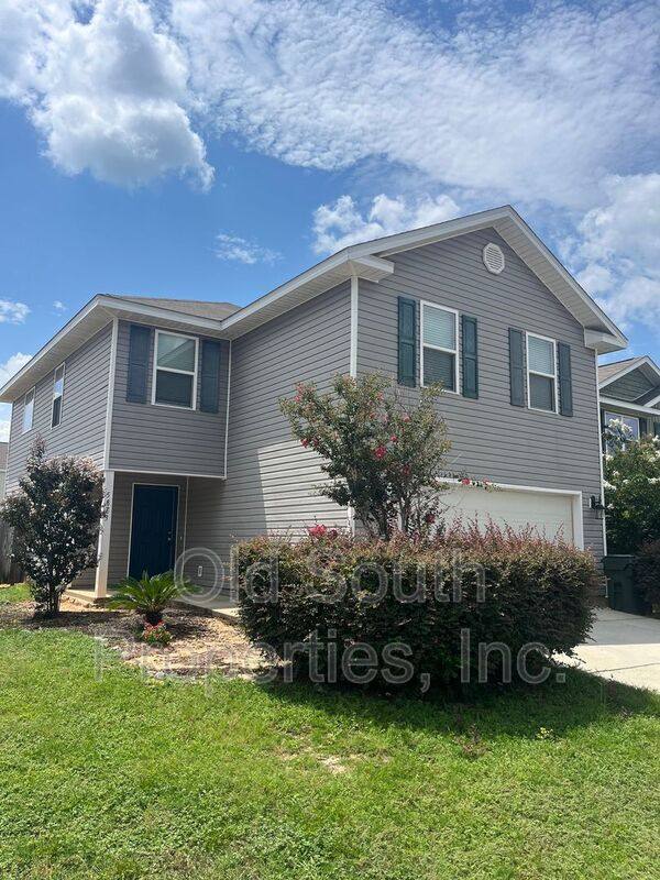 House for rent at 5873 Bay Tree Court, Milton, FL 32570